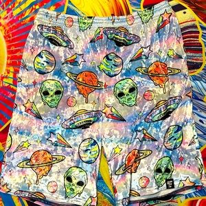 Electro thread velvet shorts